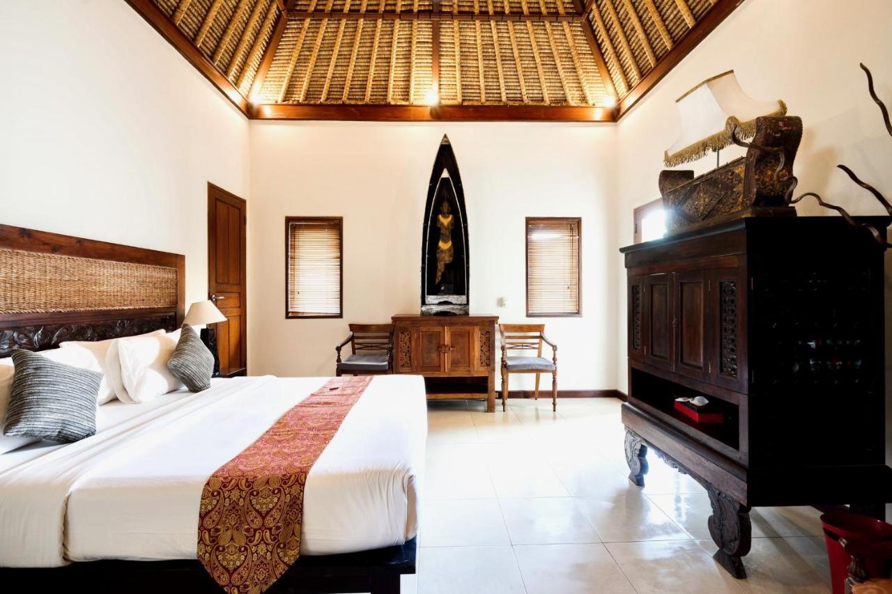 Villa Carissa Seminyak Centre, Bali By Le Ciel Hospitality Exterior photo