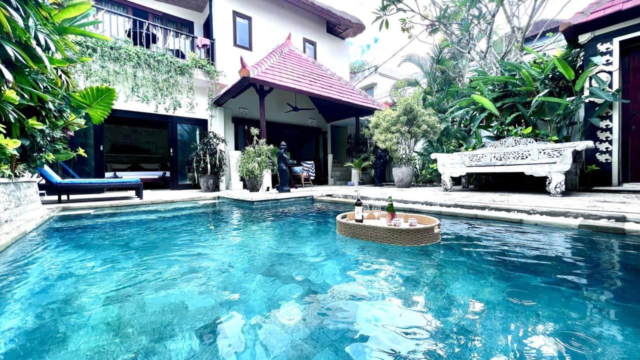 Villa Carissa Seminyak Centre, Bali By Le Ciel Hospitality Exterior photo