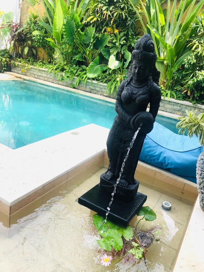 Villa Carissa Seminyak Centre, Bali By Le Ciel Hospitality Exterior photo