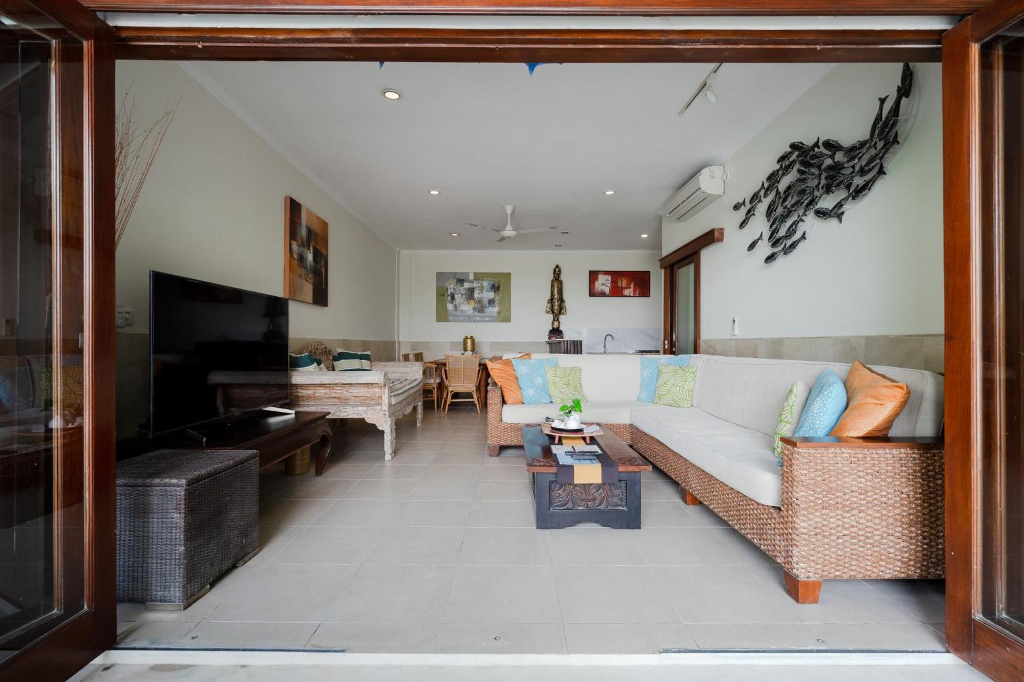 Villa Carissa Seminyak Centre, Bali By Le Ciel Hospitality Exterior photo