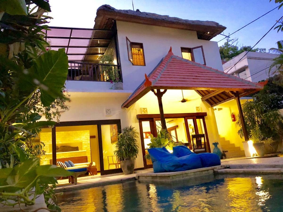 Villa Carissa Seminyak Centre, Bali By Le Ciel Hospitality Exterior photo